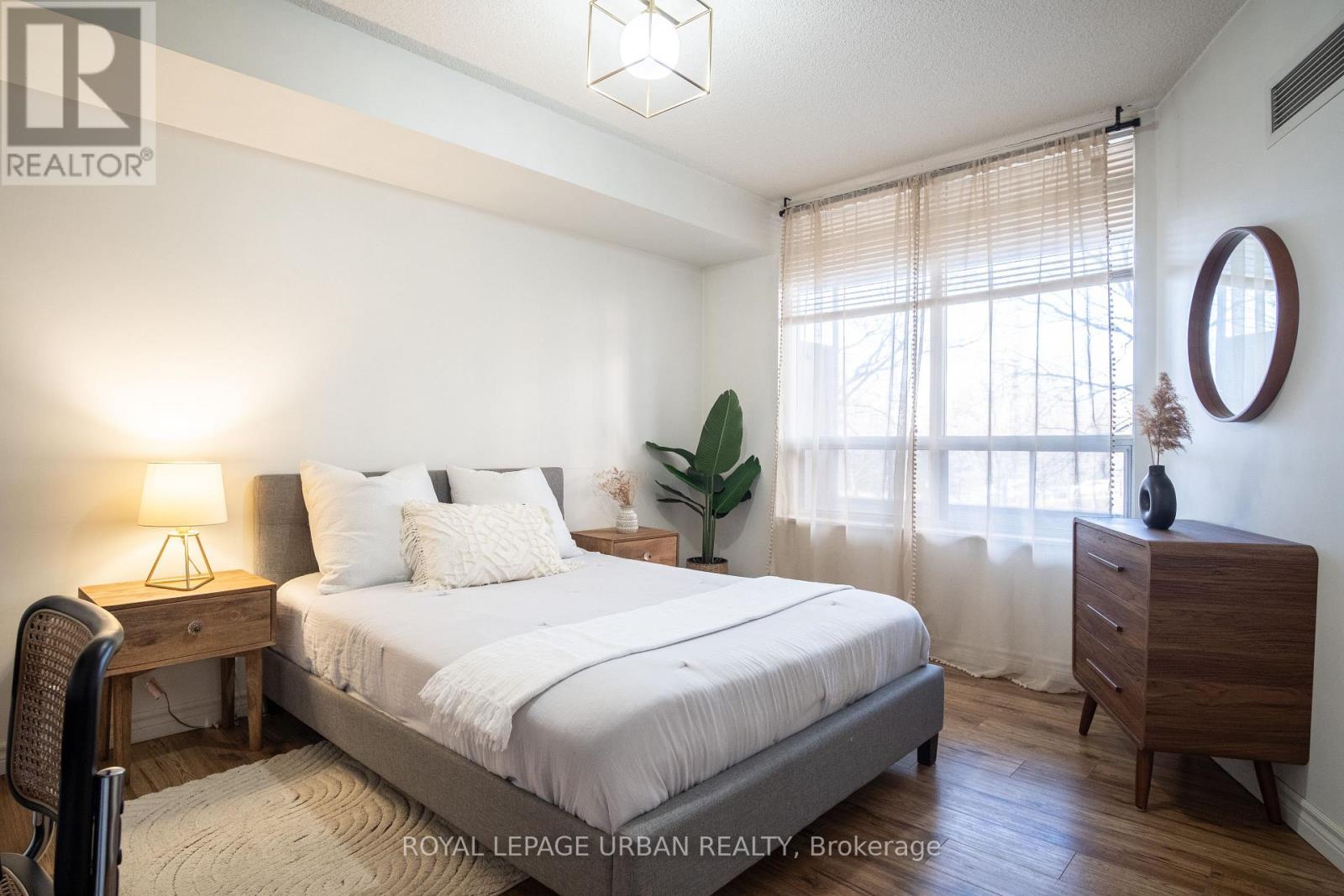 222 - 700 Humberwood Boulevard, Toronto, Ontario  M9W 7J4 - Photo 11 - W12992180