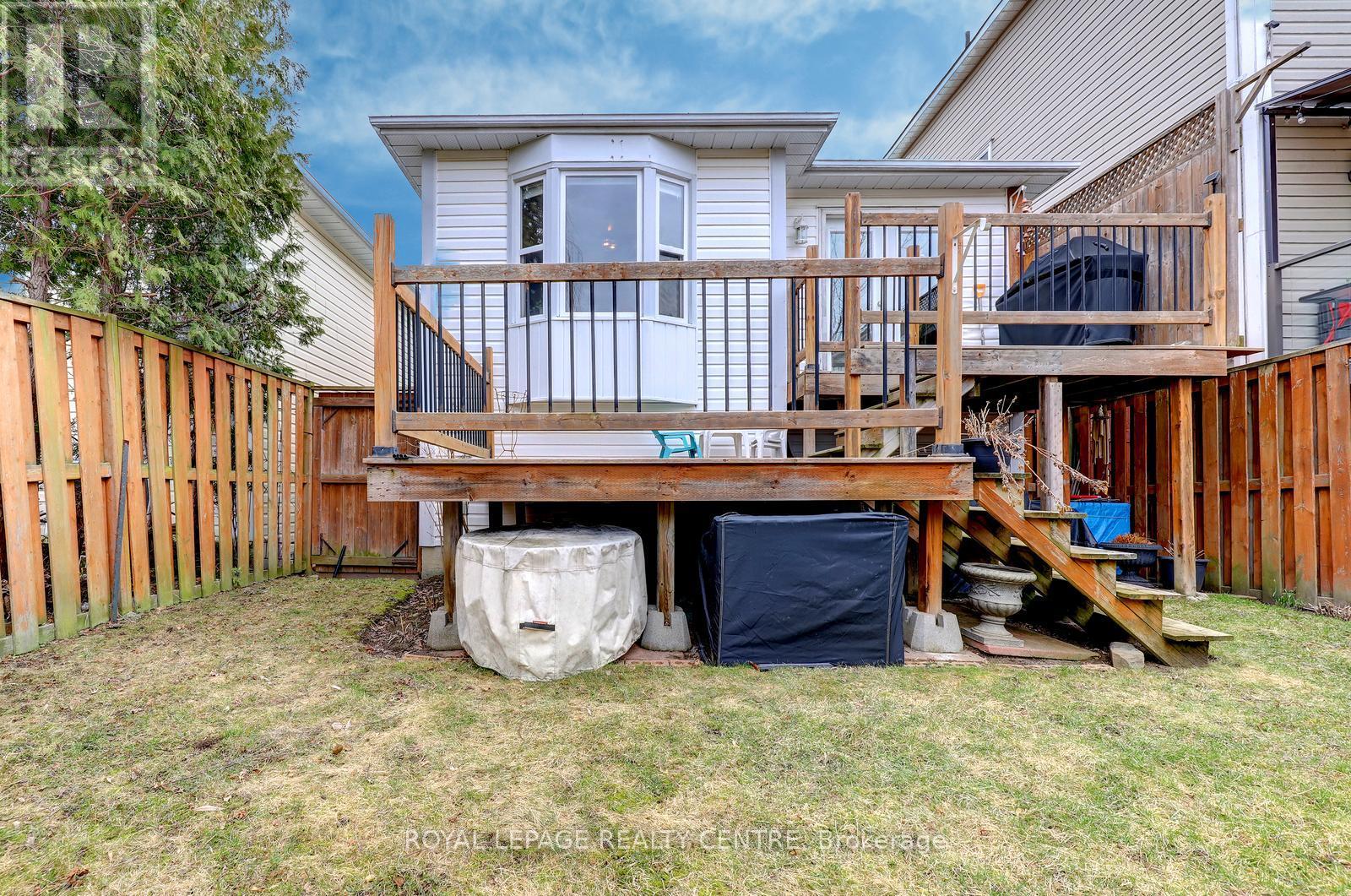 1296 Woodhill Court, Mississauga, Ontario  L5E 3H1 - Photo 42 - W12992188