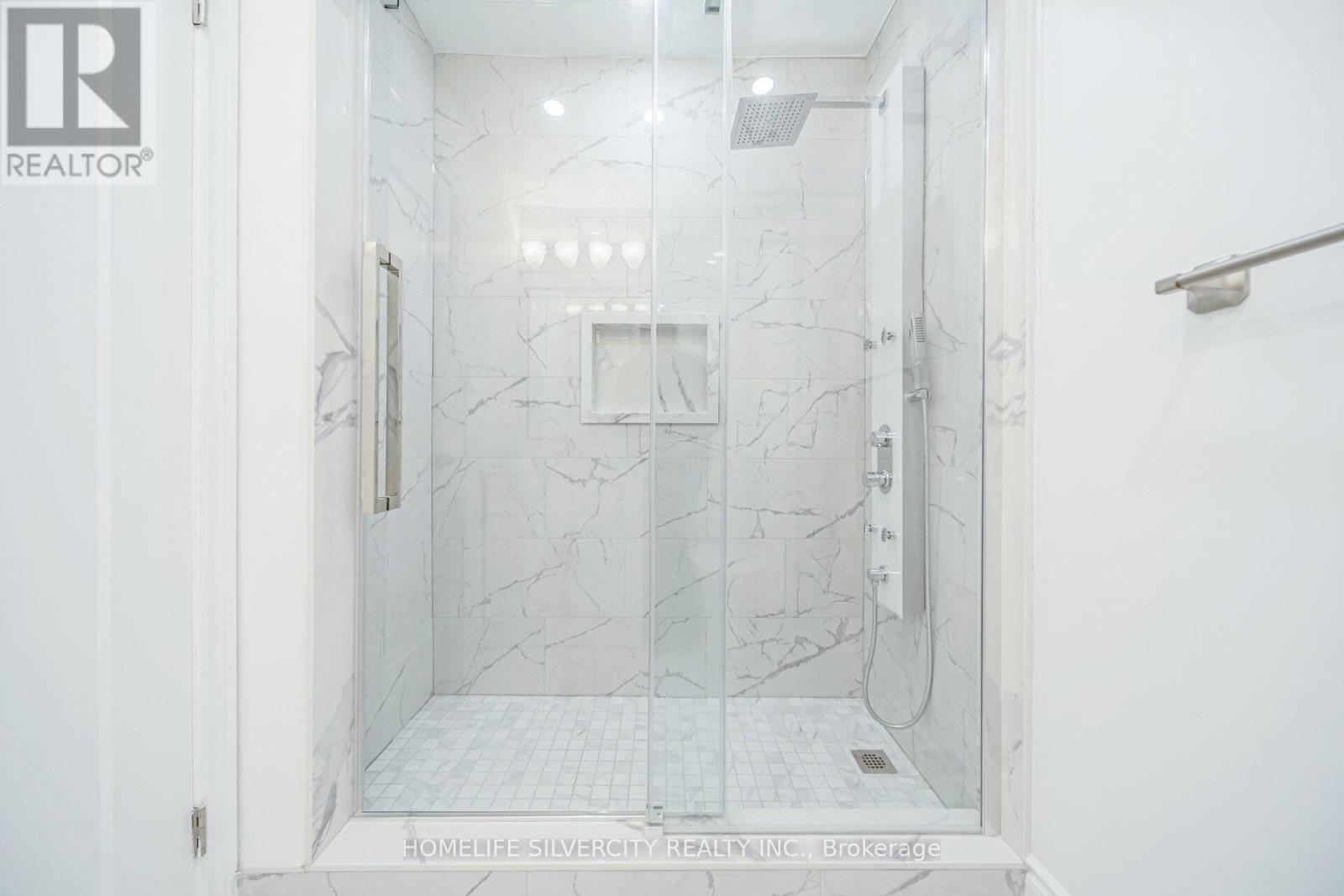 66 - 60 Hanson Road, Mississauga, Ontario  L5B 2P6 - Photo 27 - W12992190