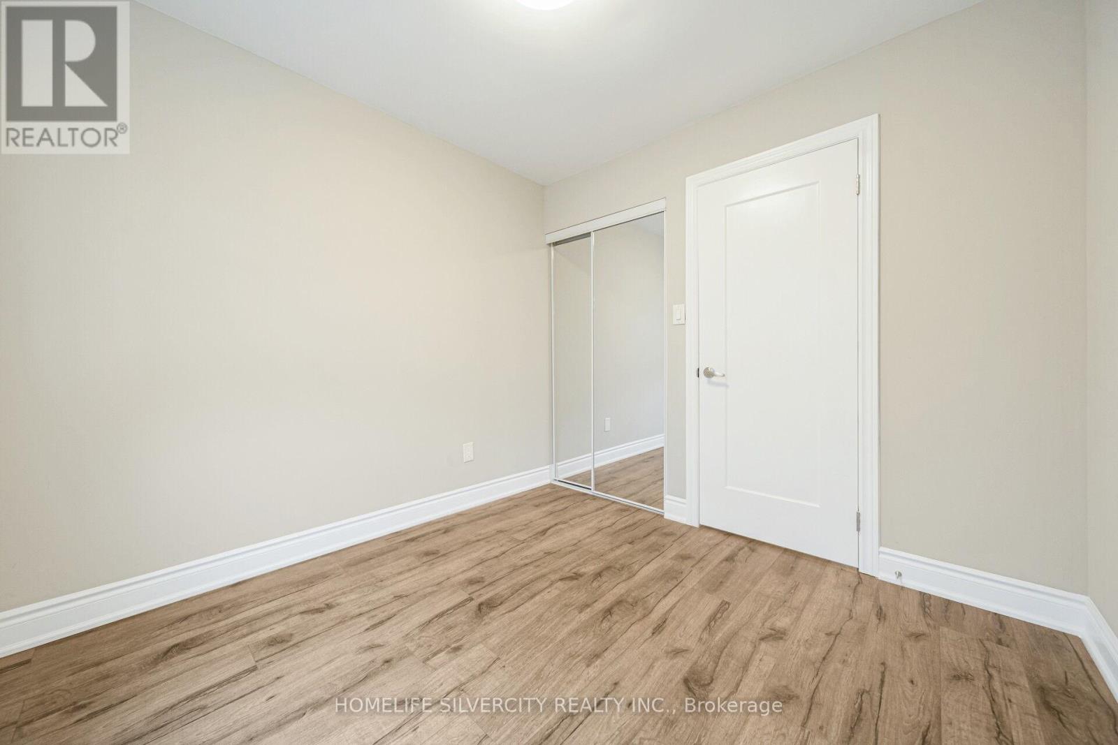 66 - 60 Hanson Road, Mississauga, Ontario  L5B 2P6 - Photo 32 - W12992190