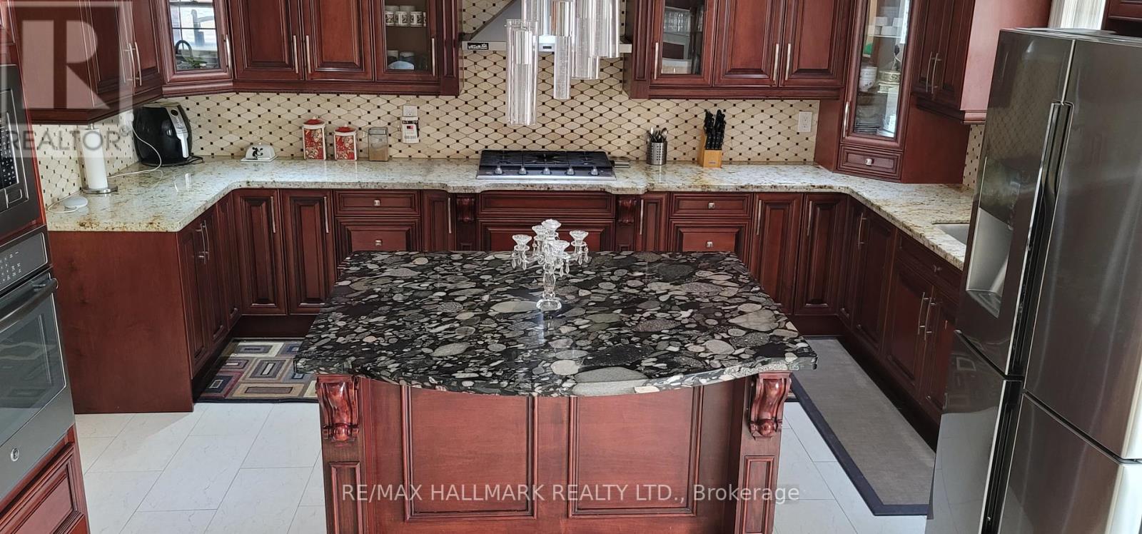 31 Sheepberry Terrace, Brampton, Ontario  L7A 2B6 - Photo 16 - W12992194