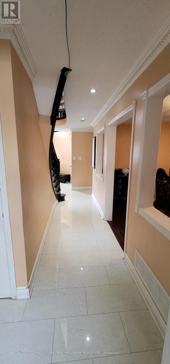 31 Sheepberry Terrace, Brampton, Ontario  L7A 2B6 - Photo 24 - W12992194