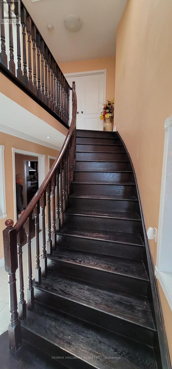 31 Sheepberry Terrace, Brampton, Ontario  L7A 2B6 - Photo 25 - W12992194