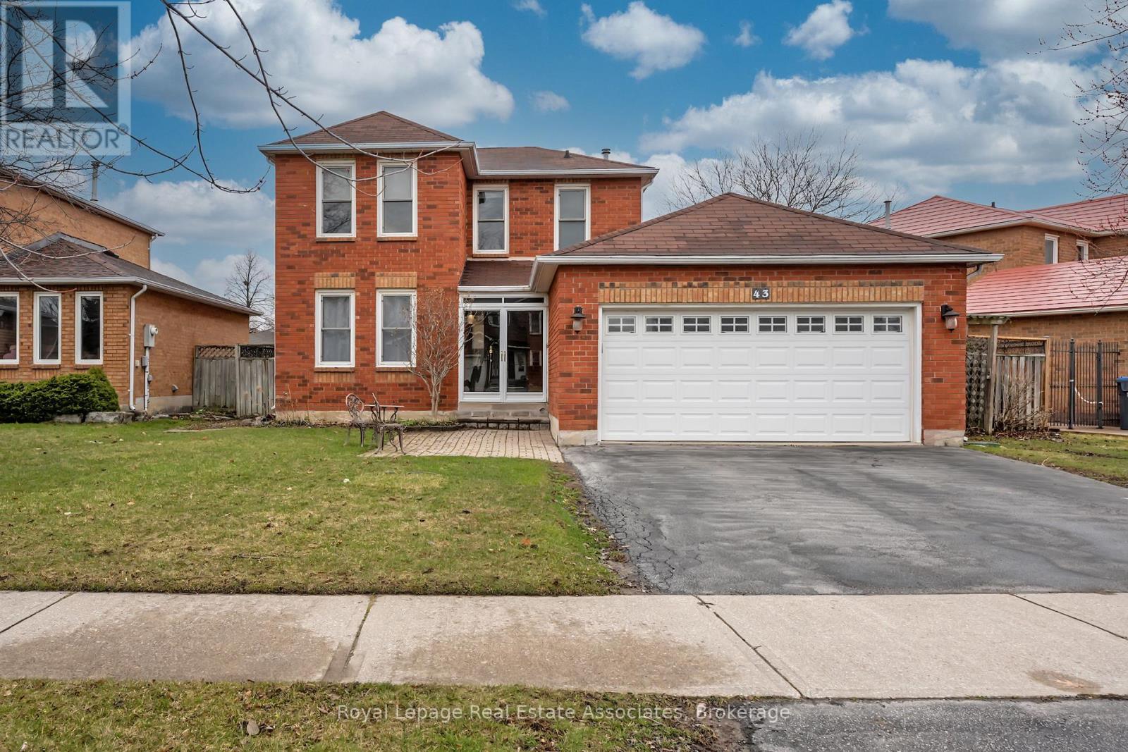 43 CORKETT DRIVE, Brampton, Ontario