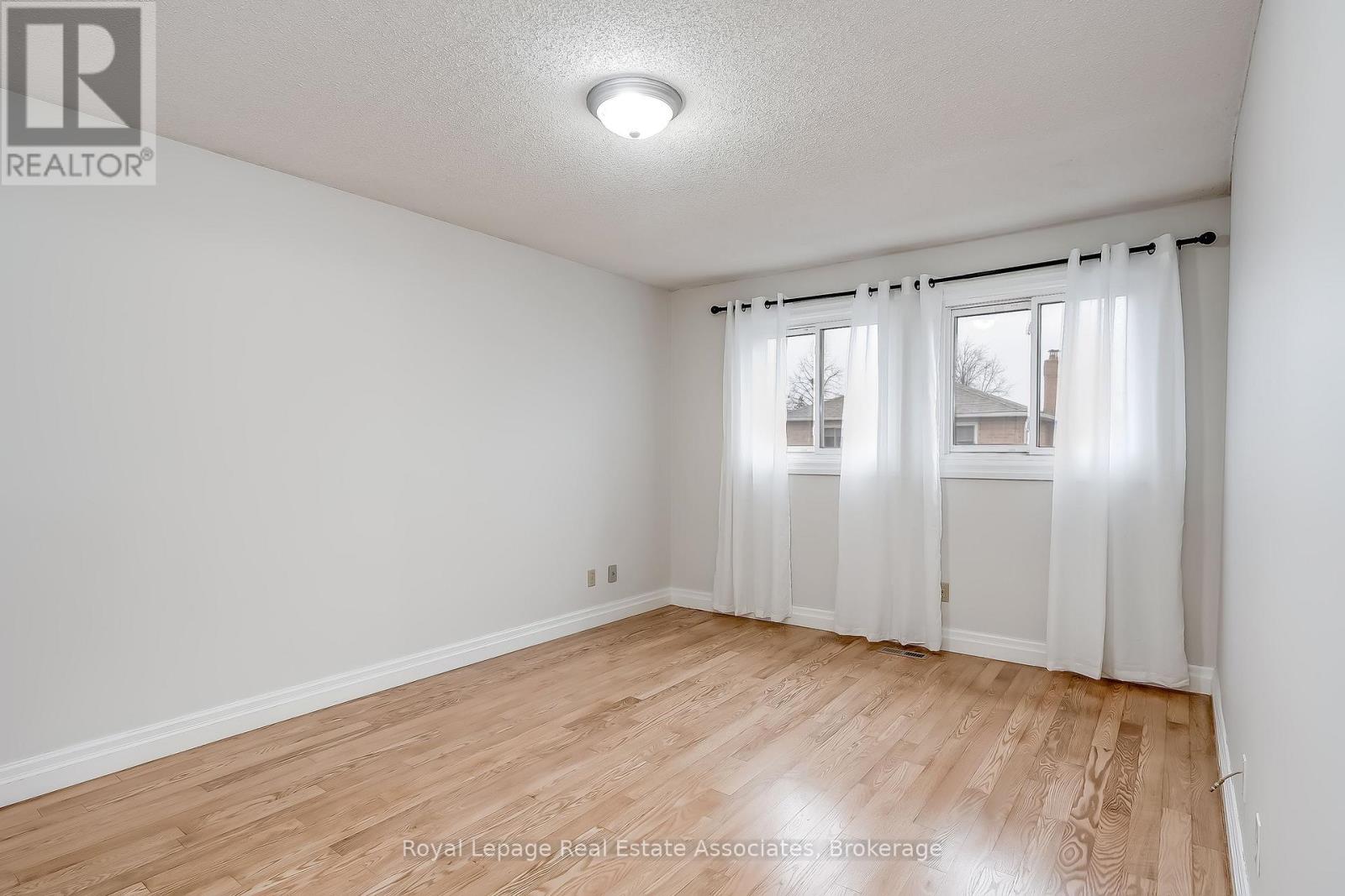 43 Corkett Drive, Brampton, Ontario  L6X 3G1 - Photo 19 - W12992200