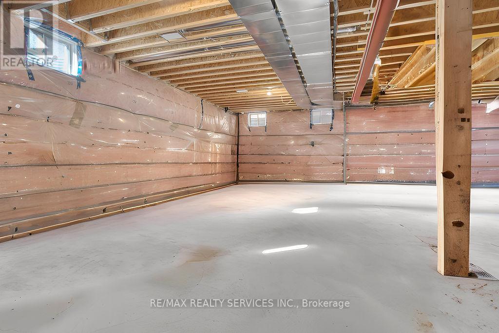 1252 Queens Plate Road, Oakville, Ontario  L6M 5M2 - Photo 42 - W12992230