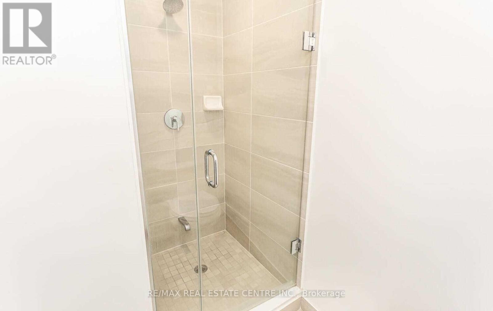 909 - 4699 Glen Erin Drive, Mississauga, Ontario  L6M 2E5 - Photo 11 - W12992246