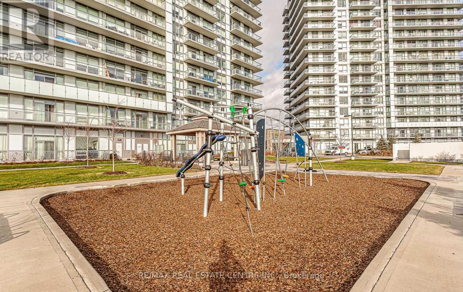 909 - 4699 Glen Erin Drive, Mississauga, Ontario  L6M 2E5 - Photo 25 - W12992246