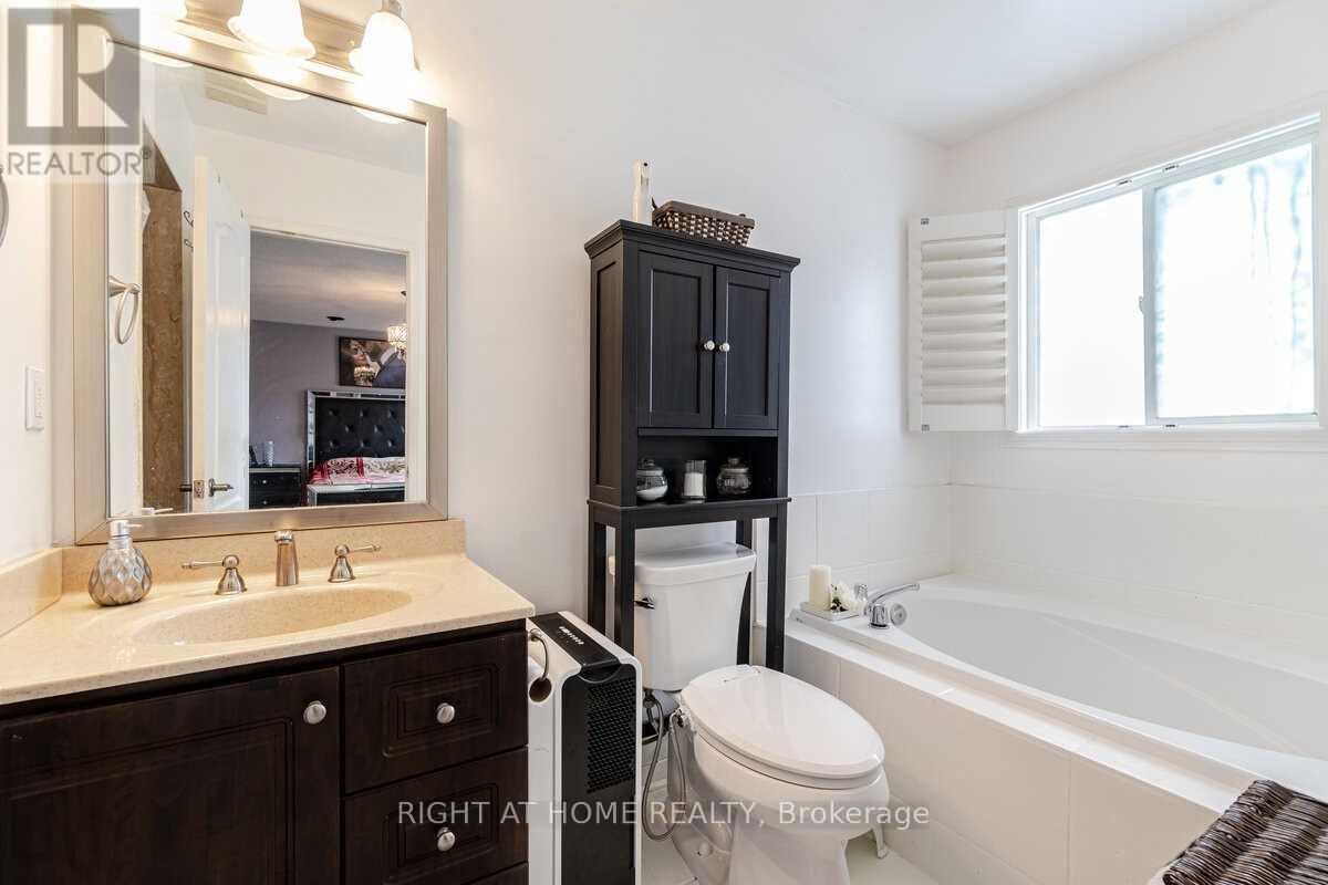 59 Lormel Gate, Brampton, Ontario  L7A 2R6 - Photo 22 - W12992282