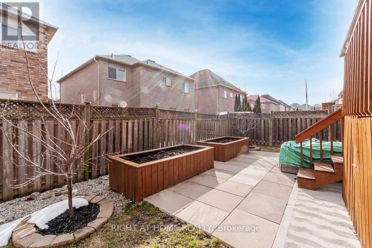 59 Lormel Gate, Brampton, Ontario  L7A 2R6 - Photo 29 - W12992282