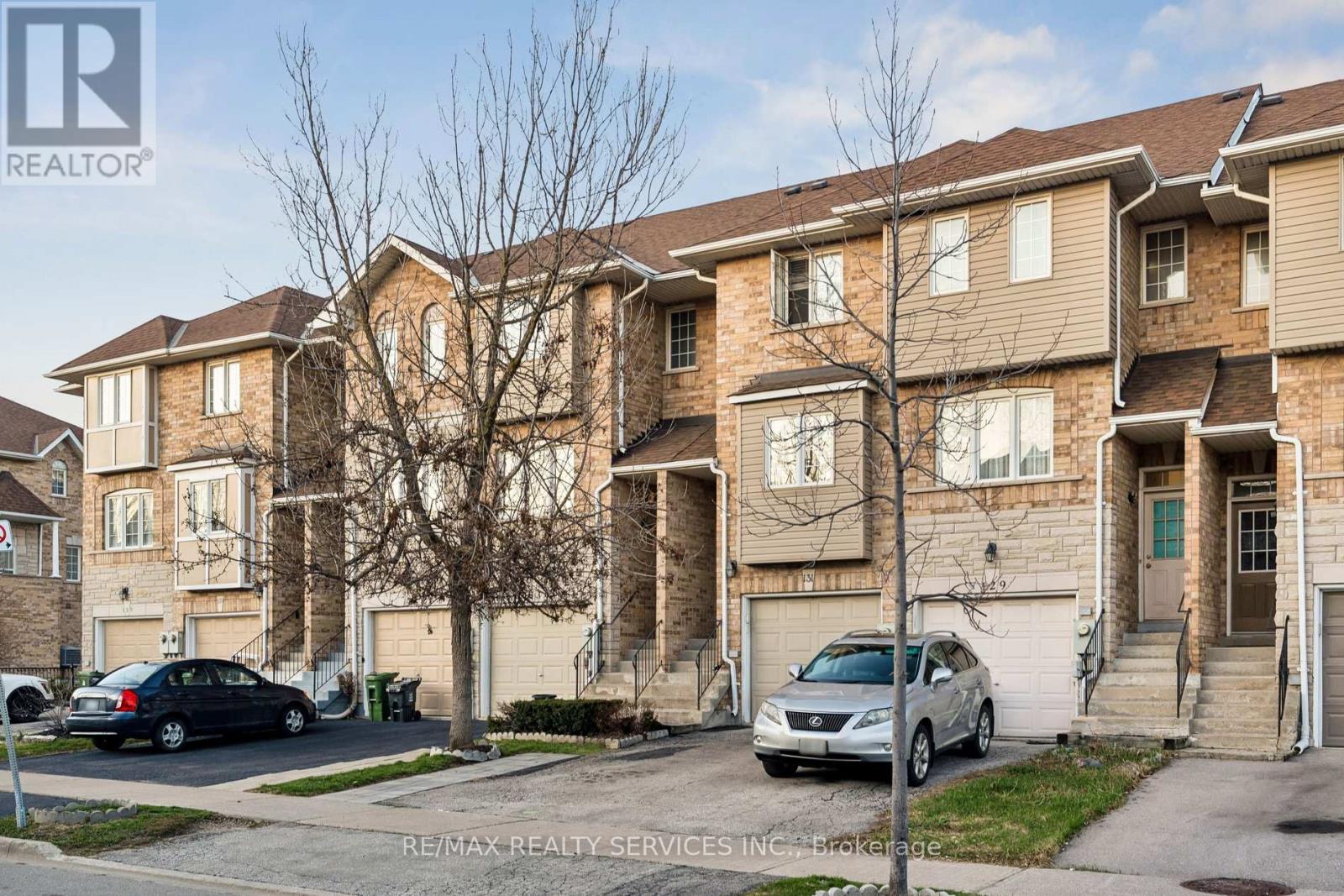 131 CHARLTON SETTLEMENT AVENUE, Toronto, Ontario