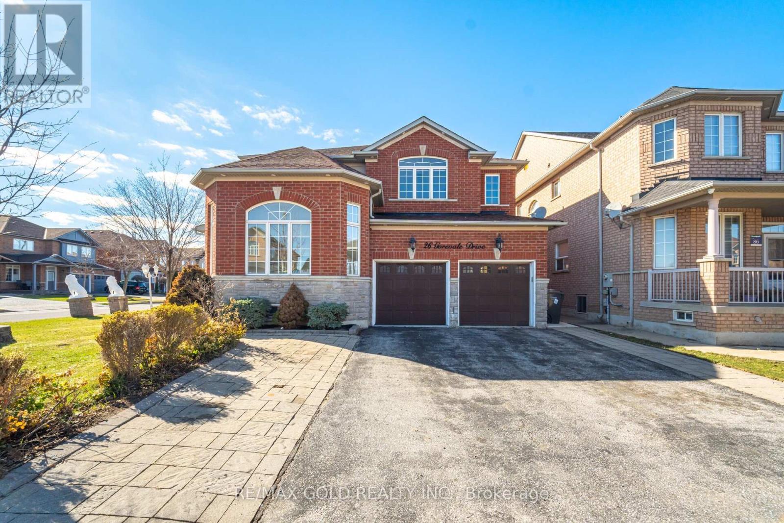 26 Gorevale Drive, Brampton, Ontario  L6P 1N9 - Photo 3 - W12992312