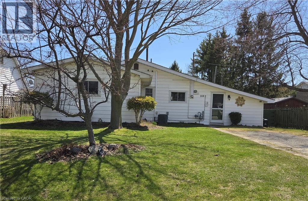108 New Lakeshore Road, Port Dover, Ontario  N0A 1N8 - Photo 1 - 40819804