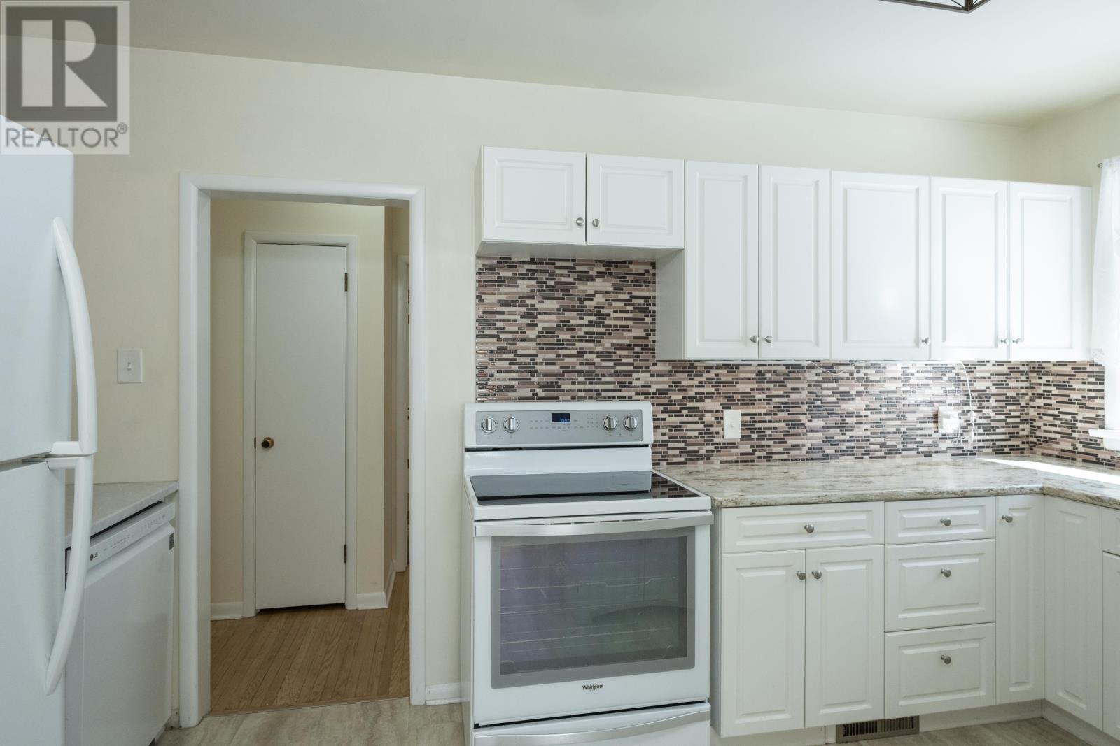 708 Linwood Cres, Thunder Bay, Ontario  P7E 2R8 - Photo 11 - TB2600607