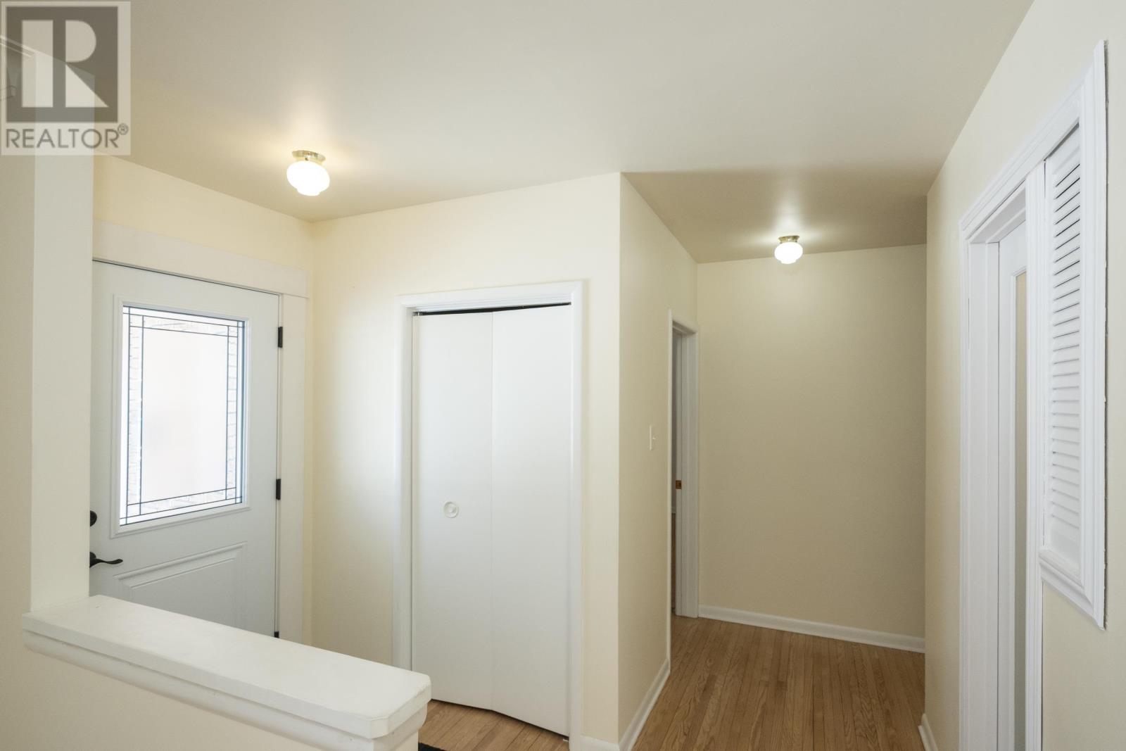 708 Linwood Cres, Thunder Bay, Ontario  P7E 2R8 - Photo 4 - TB2600607