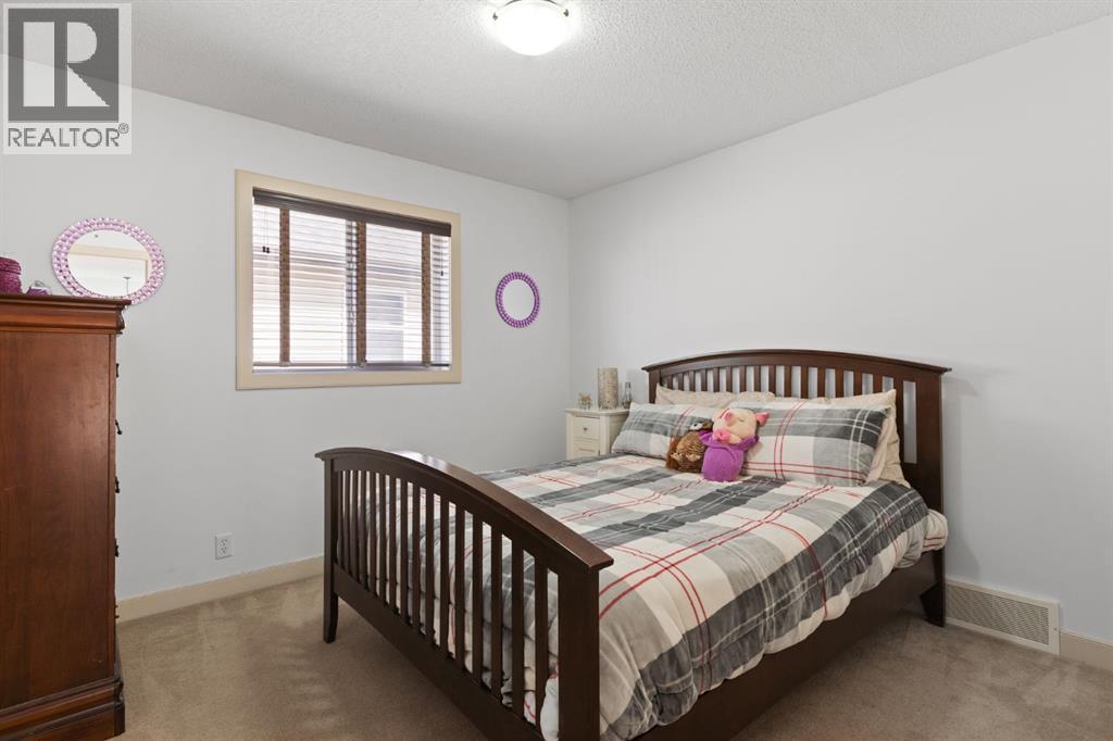 125 Seagreen Manor, Chestermere, Alberta  T1X 0E7 - Photo 25 - A2295360