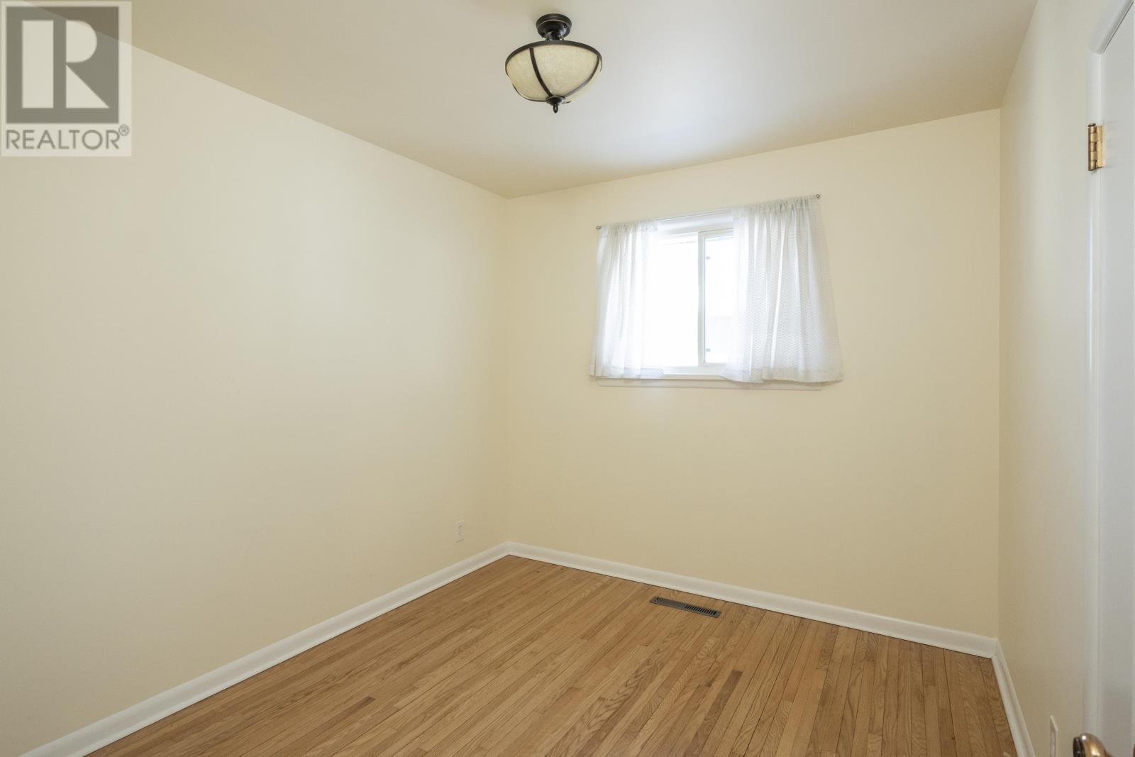 708 Linwood Cres, Thunder Bay, Ontario  P7E 2R8 - Photo 17 - TB2600607