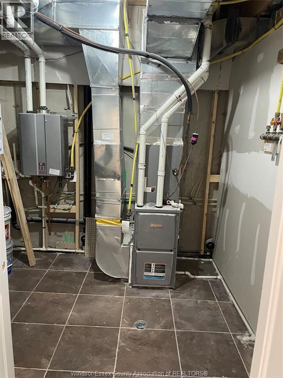 720 Grand Marais Road East Unit# Lower, Windsor, Ontario  N8X 3H8 - Photo 11 - 26007935