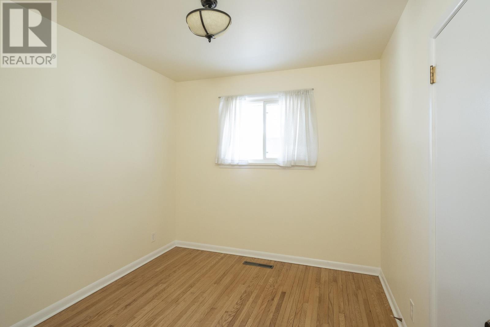 708 Linwood Cres, Thunder Bay, Ontario  P7E 2R8 - Photo 20 - TB2600607