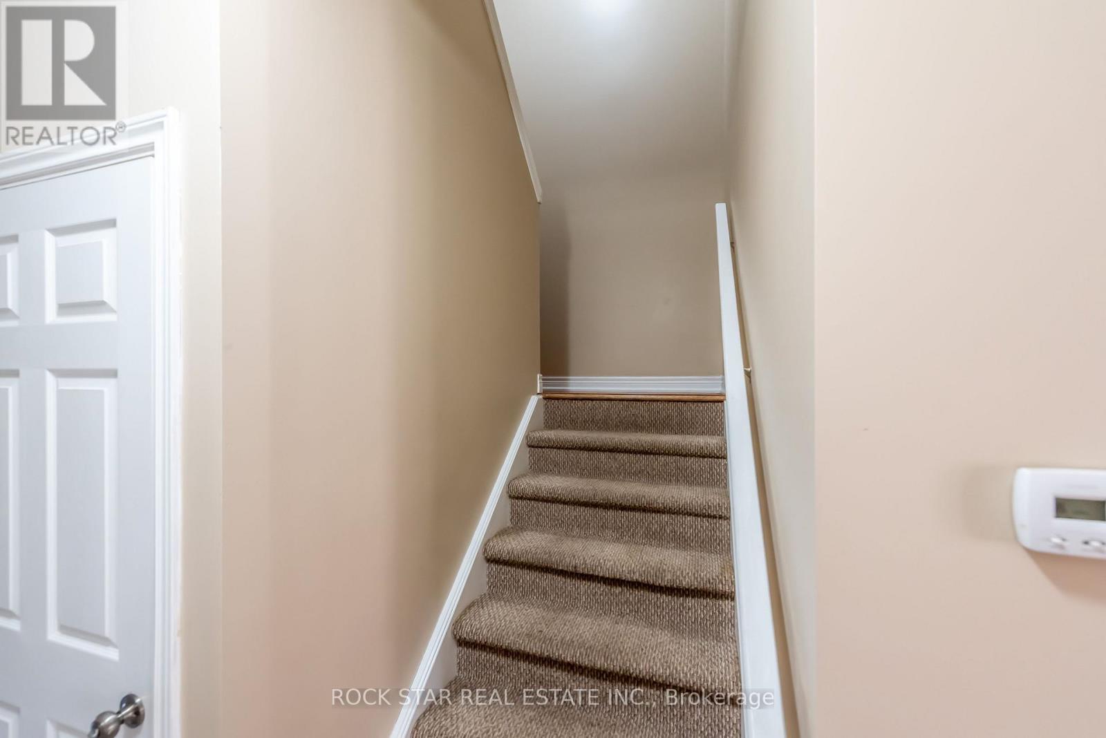 81 Wellington Street N, Thorold, Ontario  L2V 2E8 - Photo 16 - X12992166