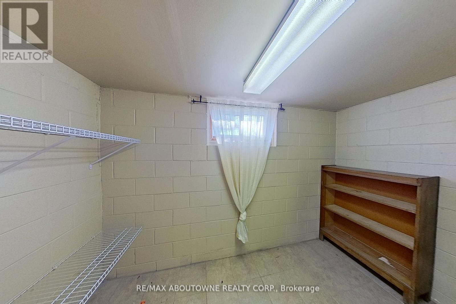 264 Celtic Drive, Hamilton, Ontario L8E 2T9 - Photo 30 - X12992214