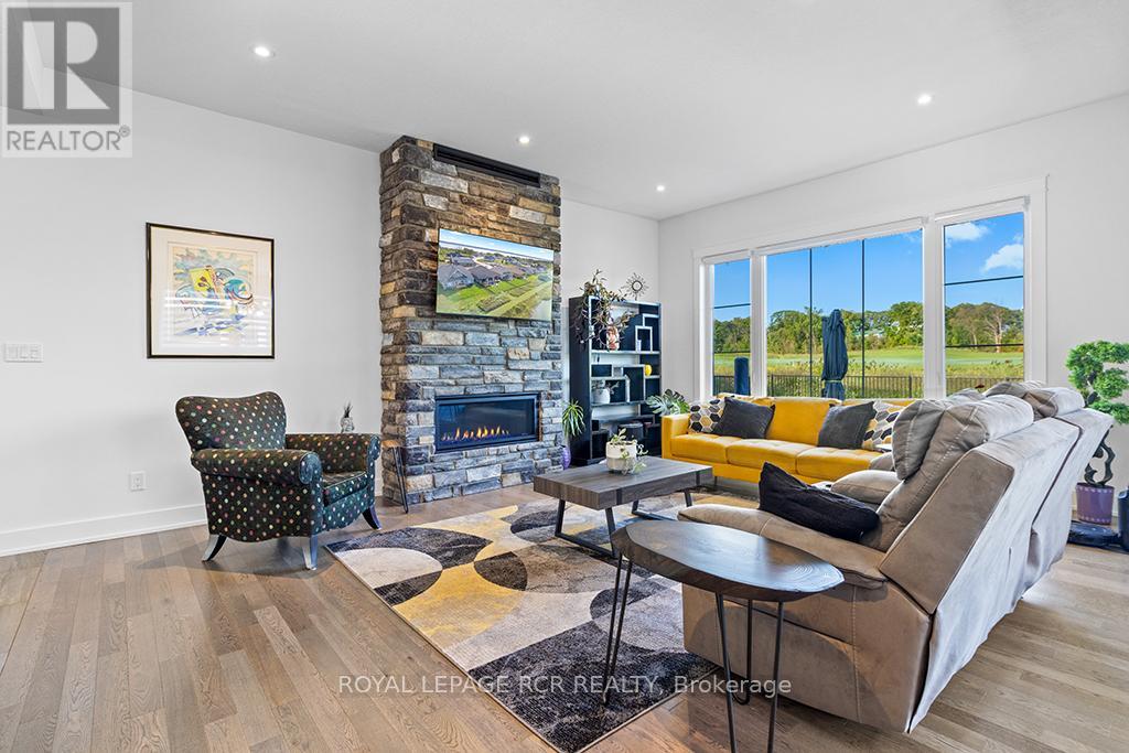 232 Snowberry Lane, Georgian Bluffs, Ontario  N0H 1S0 - Photo 20 - X12992218