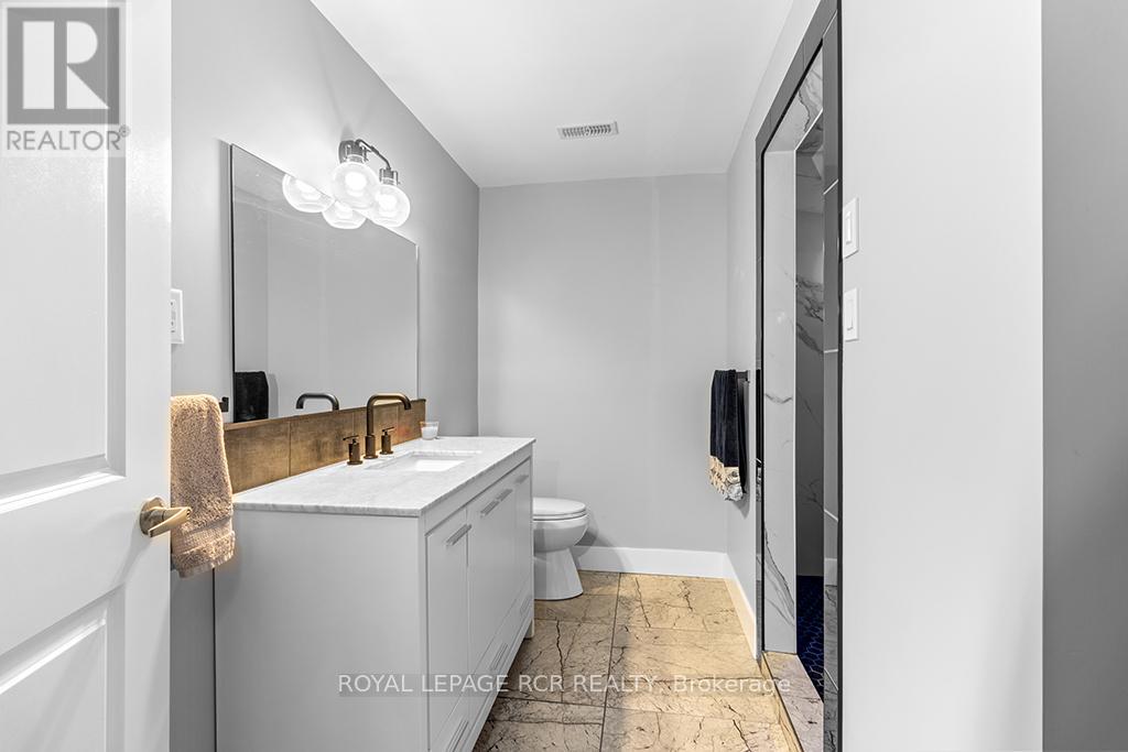 232 Snowberry Lane, Georgian Bluffs, Ontario  N0H 1S0 - Photo 36 - X12992218