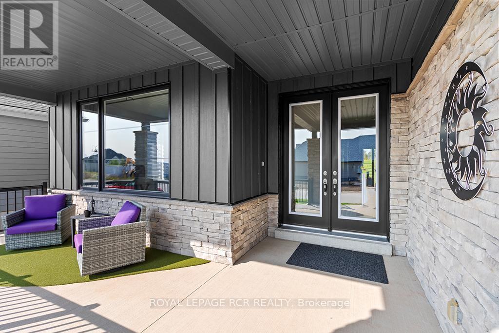 232 Snowberry Lane, Georgian Bluffs, Ontario  N0H 1S0 - Photo 7 - X12992218