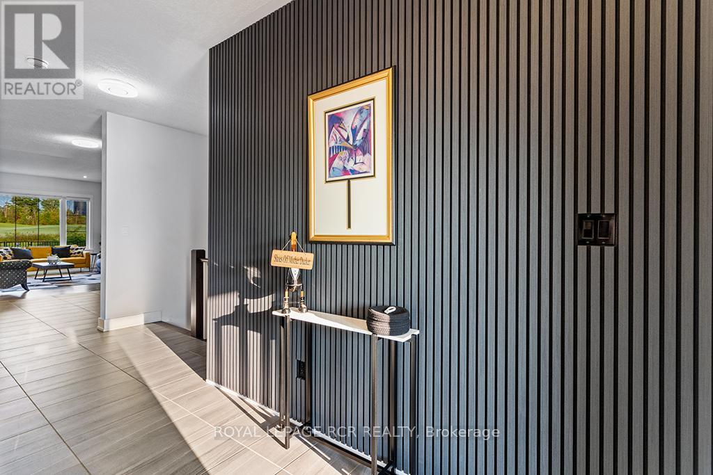 232 Snowberry Lane, Georgian Bluffs, Ontario  N0H 1S0 - Photo 9 - X12992218