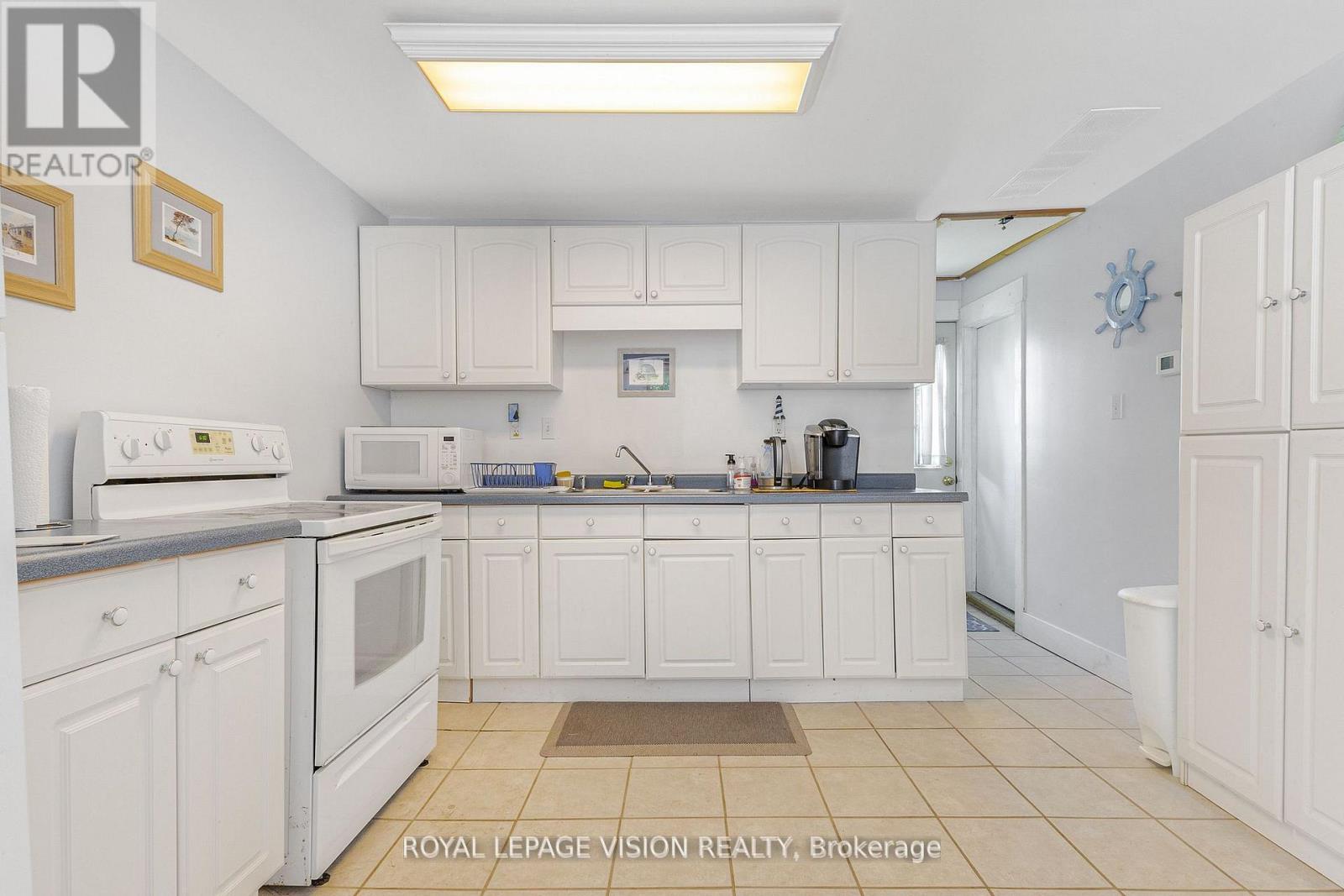 12874 Old Lakeshore Road, Wainfleet, Ontario  L0S 1V0 - Photo 16 - X12992254