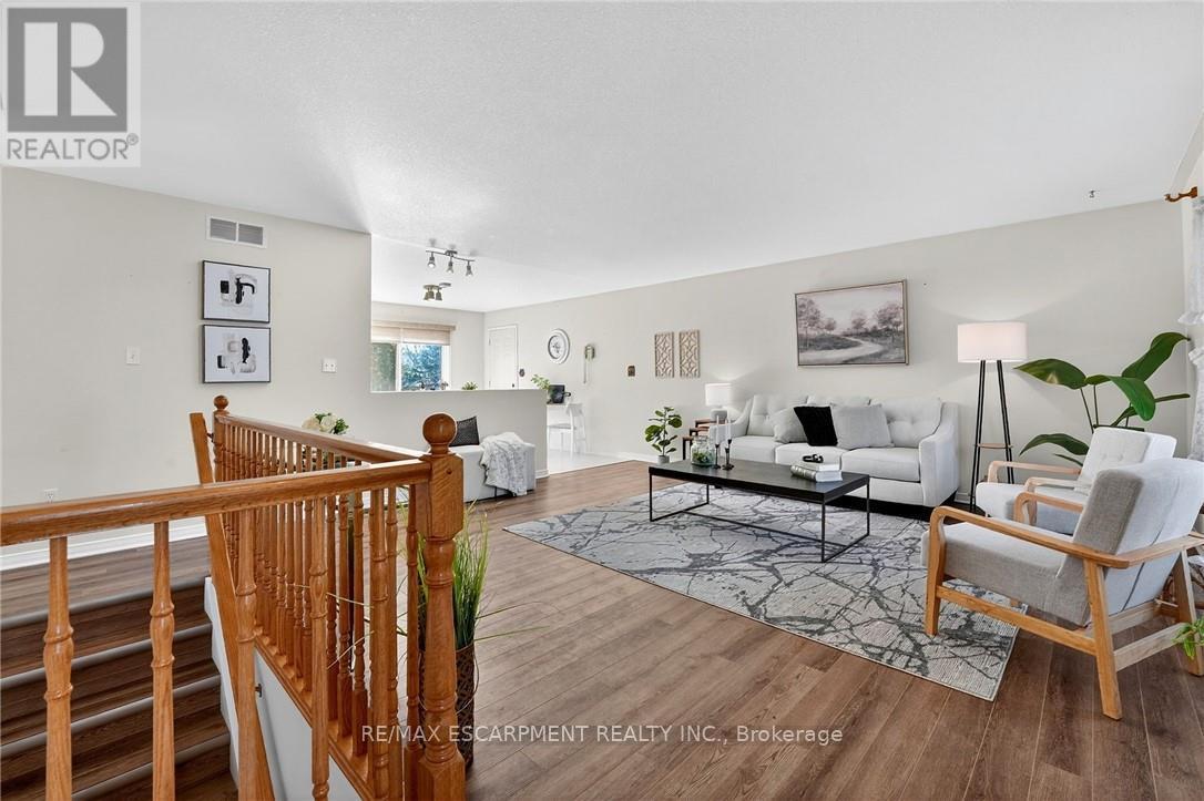 2469 Shurie Road, West Lincoln, Ontario L0R 2A0 - Photo 8 - X12992306