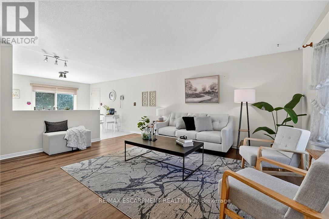 2469 Shurie Road, West Lincoln, Ontario L0R 2A0 - Photo 9 - X12992306