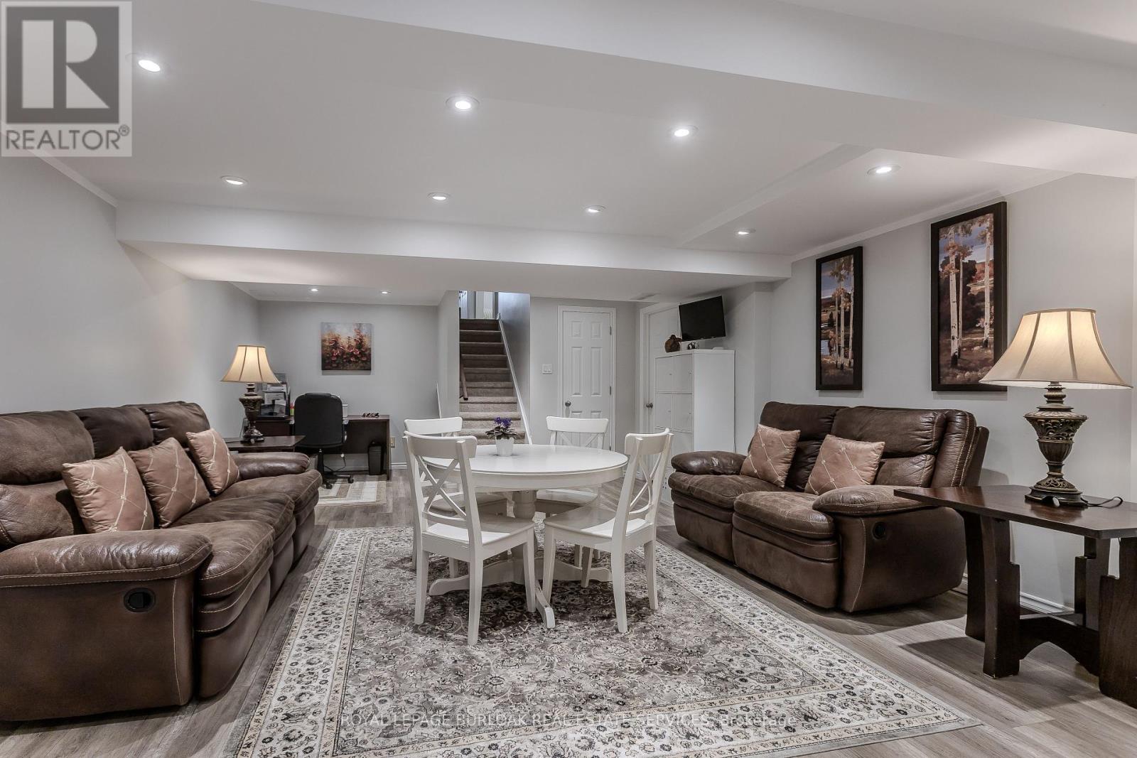 209 Portage Lane, Hamilton, Ontario  L0R 1W0 - Photo 41 - X12992340