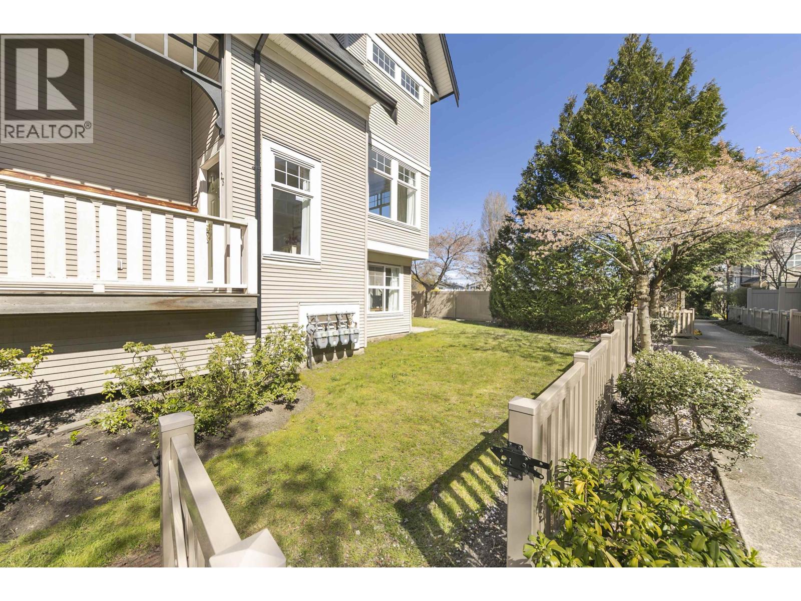 25 6888 Robson Drive, Richmond, British Columbia  V7C 5T6 - Photo 3 - R3110398