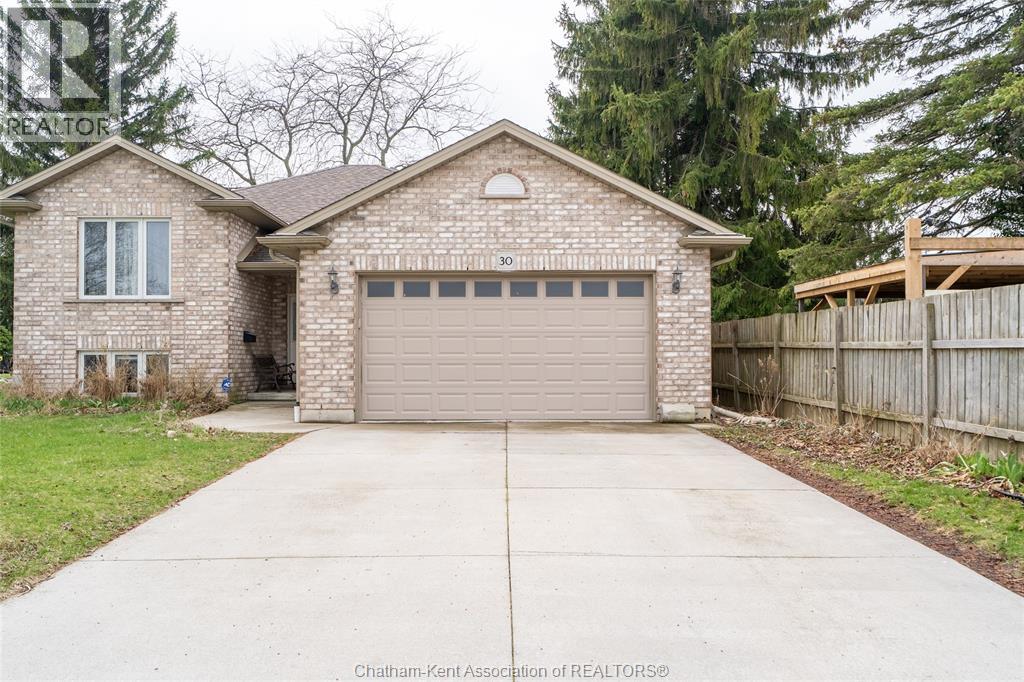 30 St Michael Avenue, Chatham, Ontario  N7M 2E4 - Photo 2 - 26007899