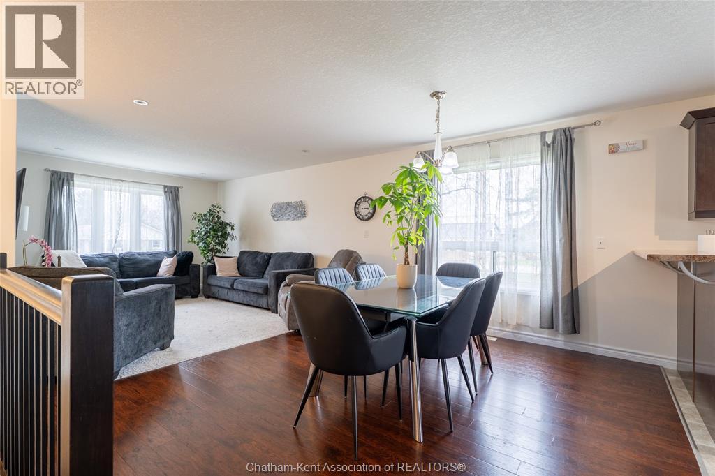 30 St Michael Avenue, Chatham, Ontario  N7M 2E4 - Photo 6 - 26007899