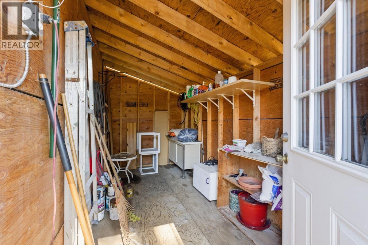 253 E 19th Street, North Vancouver, British Columbia  V7L 2Z1 - Photo 34 - R3110427