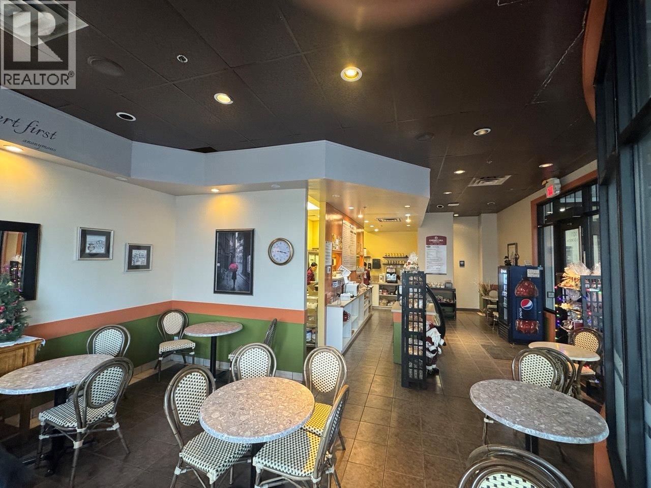 2365 Gordon Drive Unit# 101, Kelowna, British Columbia  V1W 3C2 - Photo 1 - 10383256