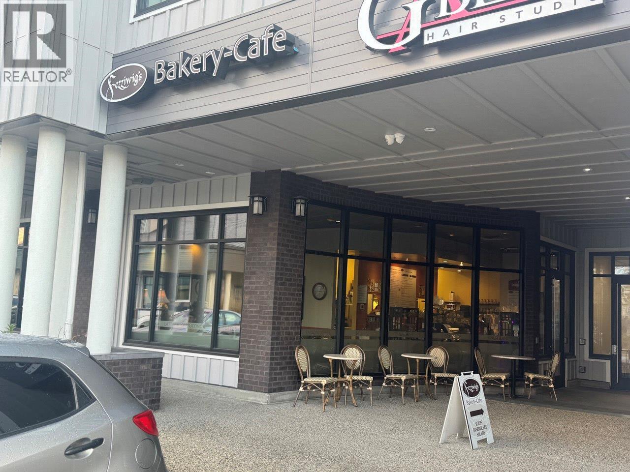 2365 Gordon Drive Unit# 101, Kelowna, British Columbia  V1W 3C2 - Photo 3 - 10383256