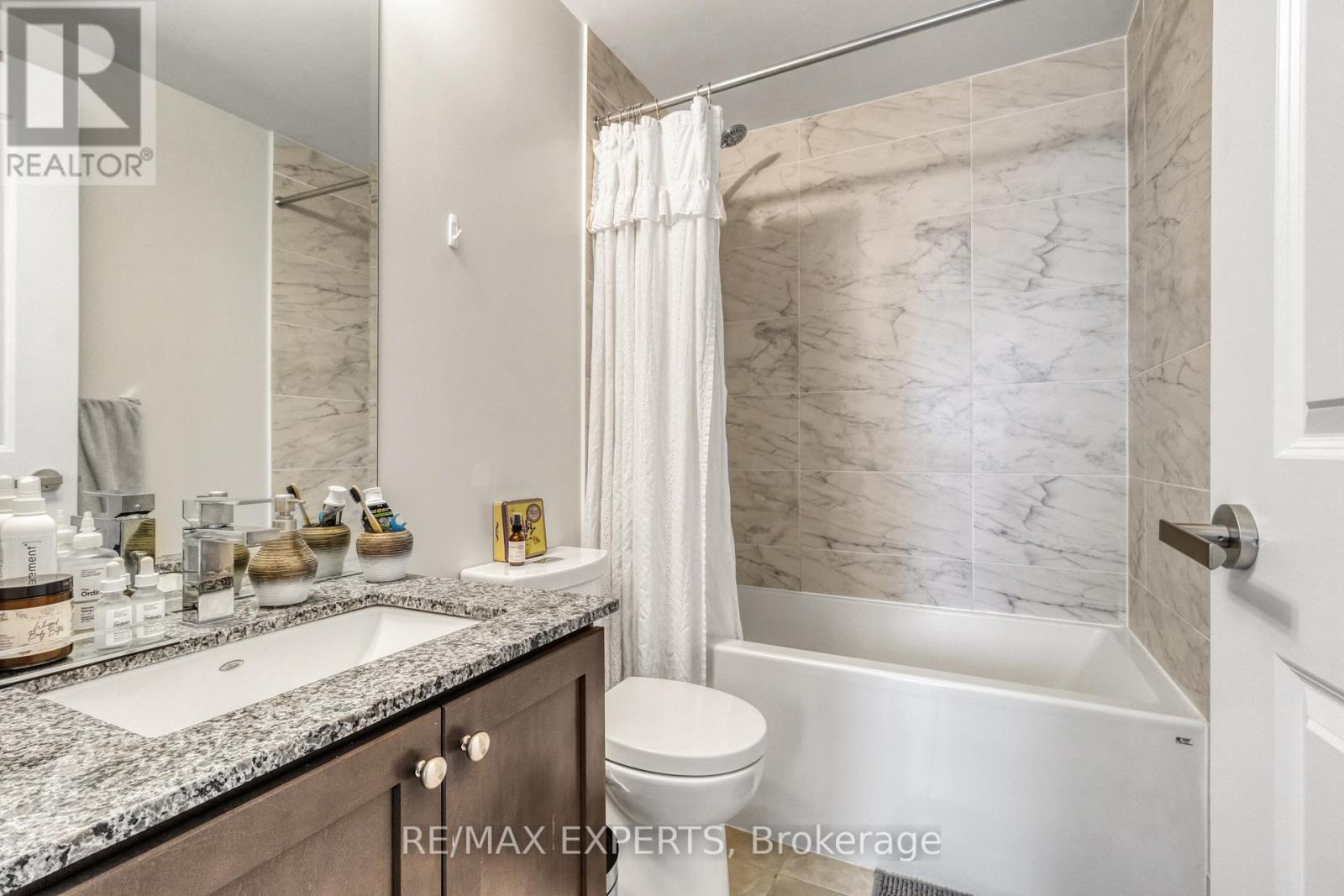 702 - 9085 Jane Street, Vaughan, Ontario  L4K 0L8 - Photo 16 - N12991702