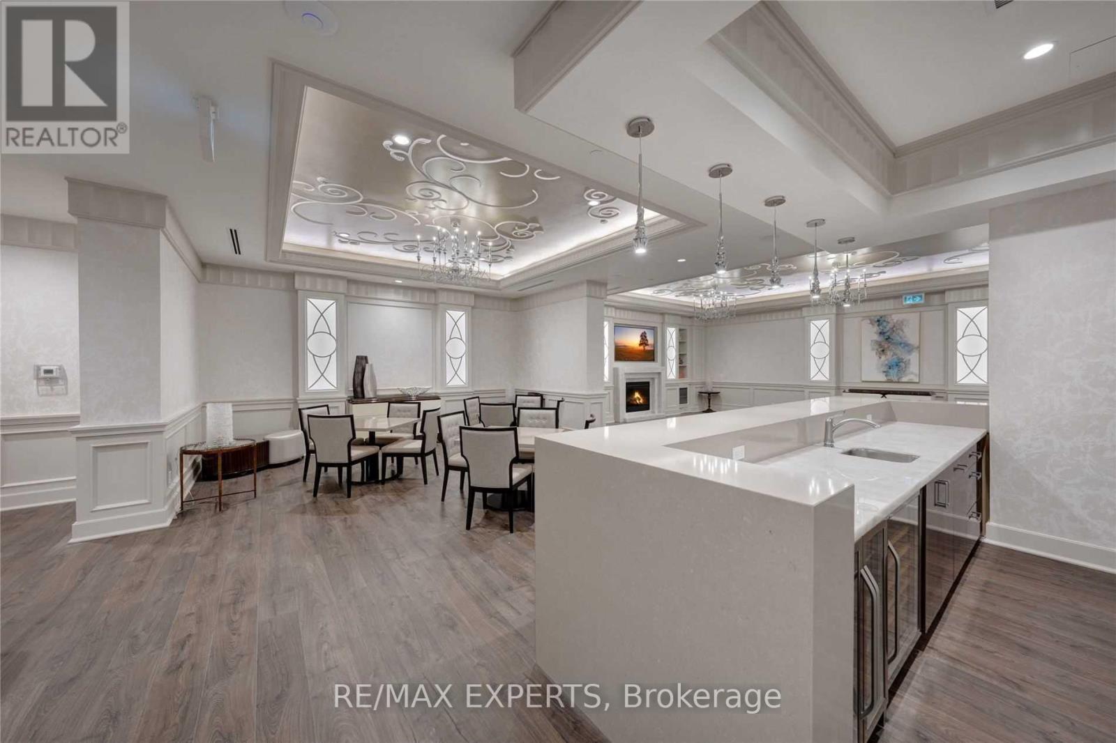 702 - 9085 Jane Street, Vaughan, Ontario  L4K 0L8 - Photo 33 - N12991702