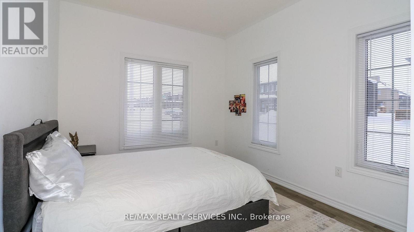 1 Harvest Crescent, Barrie, Ontario  L9J 0T3 - Photo 16 - S12991616