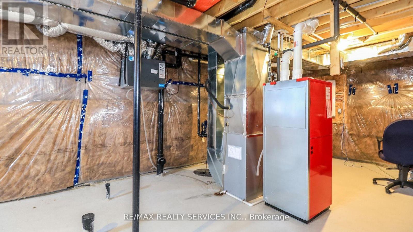 1 Harvest Crescent, Barrie, Ontario  L9J 0T3 - Photo 32 - S12991616