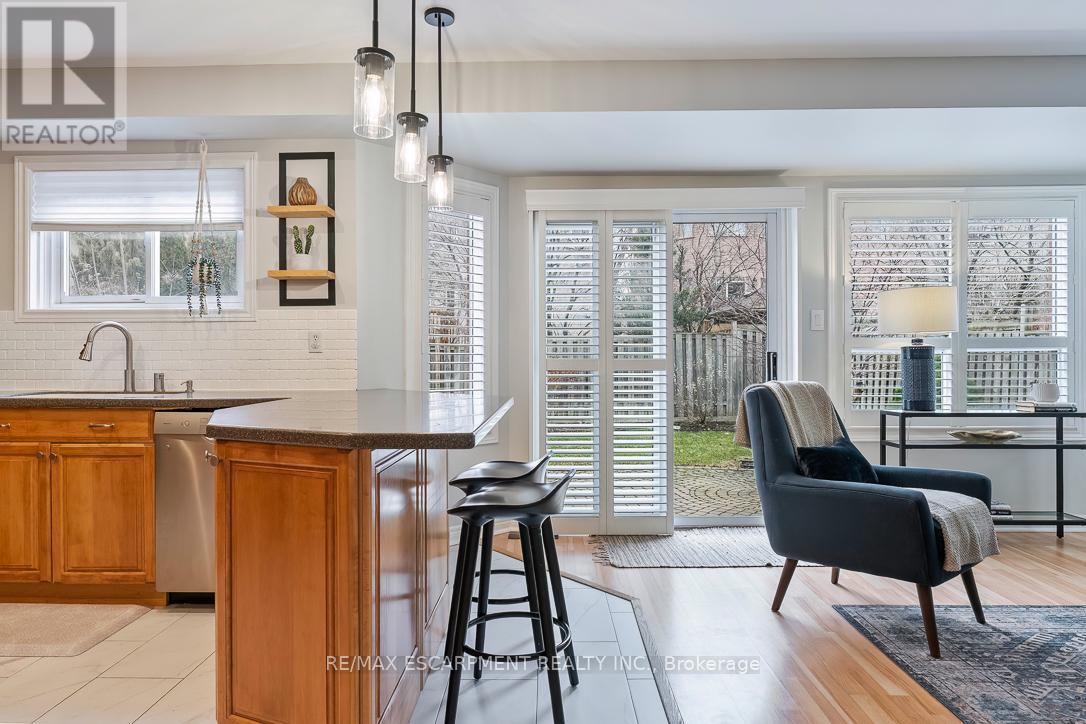 5360 Landsborough Avenue, Mississauga, Ontario  L5R 3X1 - Photo 10 - W12984762