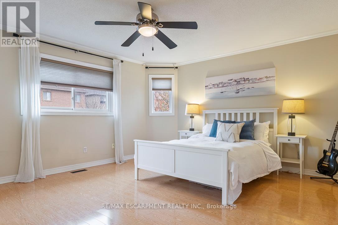 5360 Landsborough Avenue, Mississauga, Ontario  L5R 3X1 - Photo 22 - W12984762