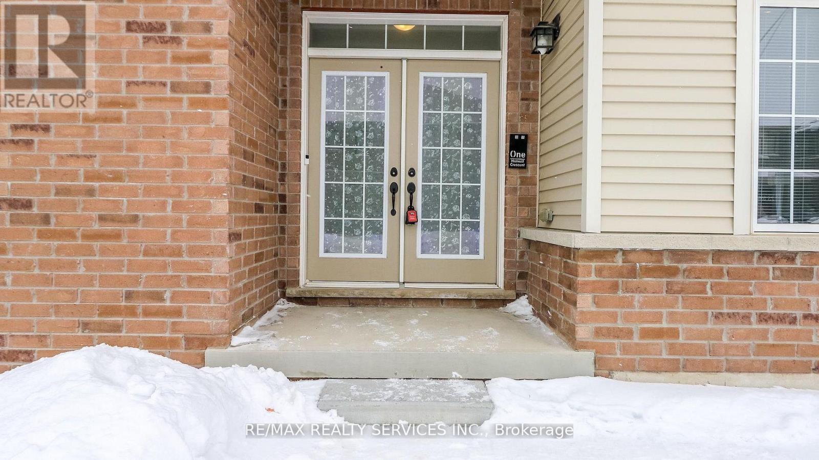 1 Harvest Crescent, Barrie, Ontario  L9J 0T3 - Photo 4 - S12991616