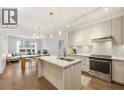 304 123 W 1ST STREET, North Vancouver, British Columbia