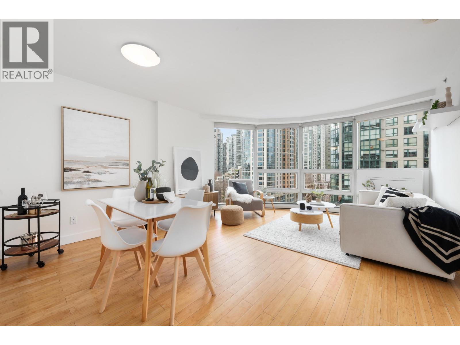 11D 199 DRAKE STREET, Vancouver, British Columbia