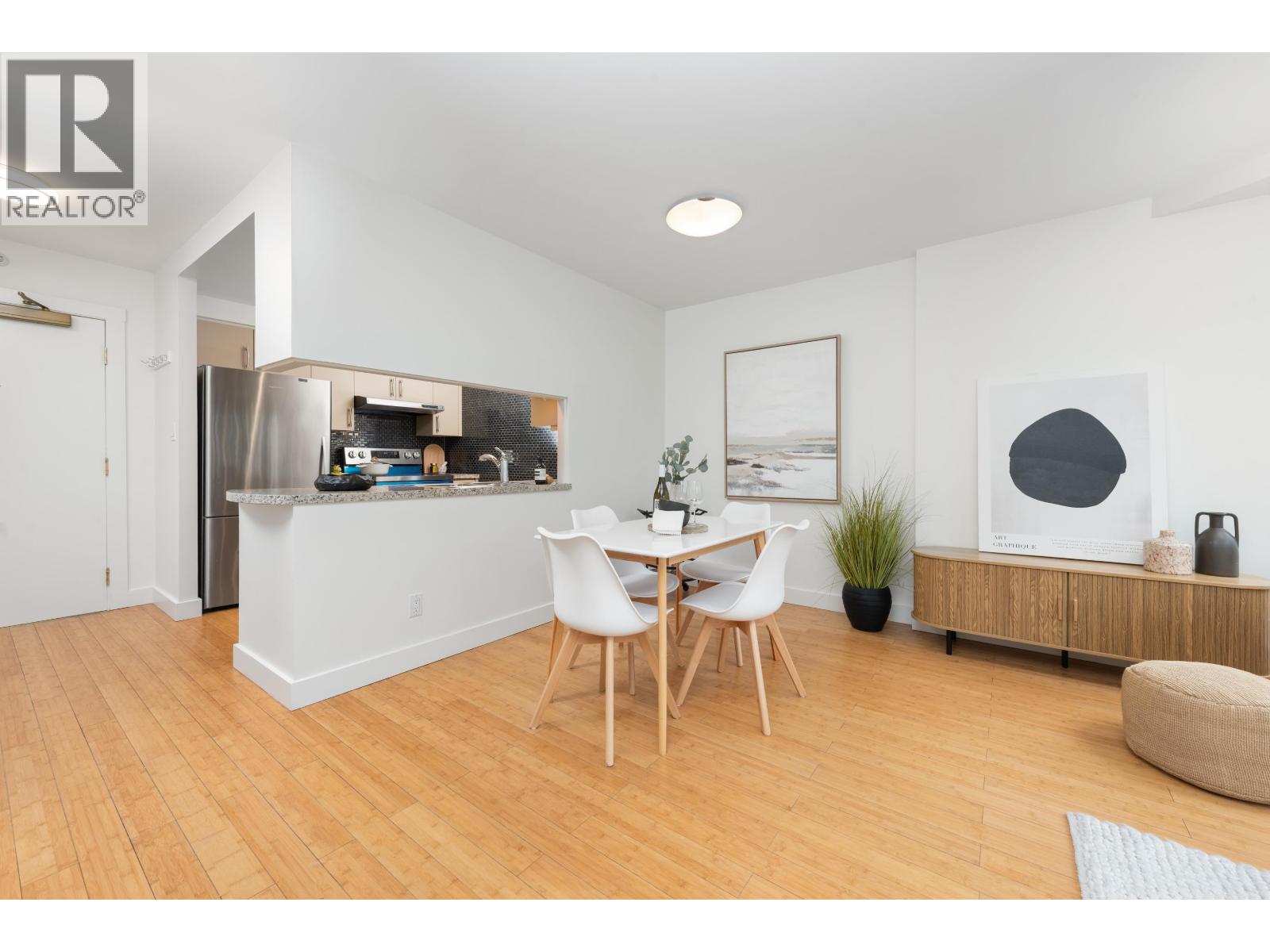 11d 199 Drake Street, Vancouver, British Columbia  V6Z 2T9 - Photo 4 - R3110506