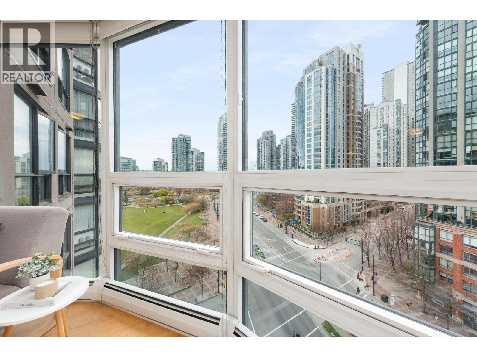 11d 199 Drake Street, Vancouver, British Columbia  V6Z 2T9 - Photo 7 - R3110506